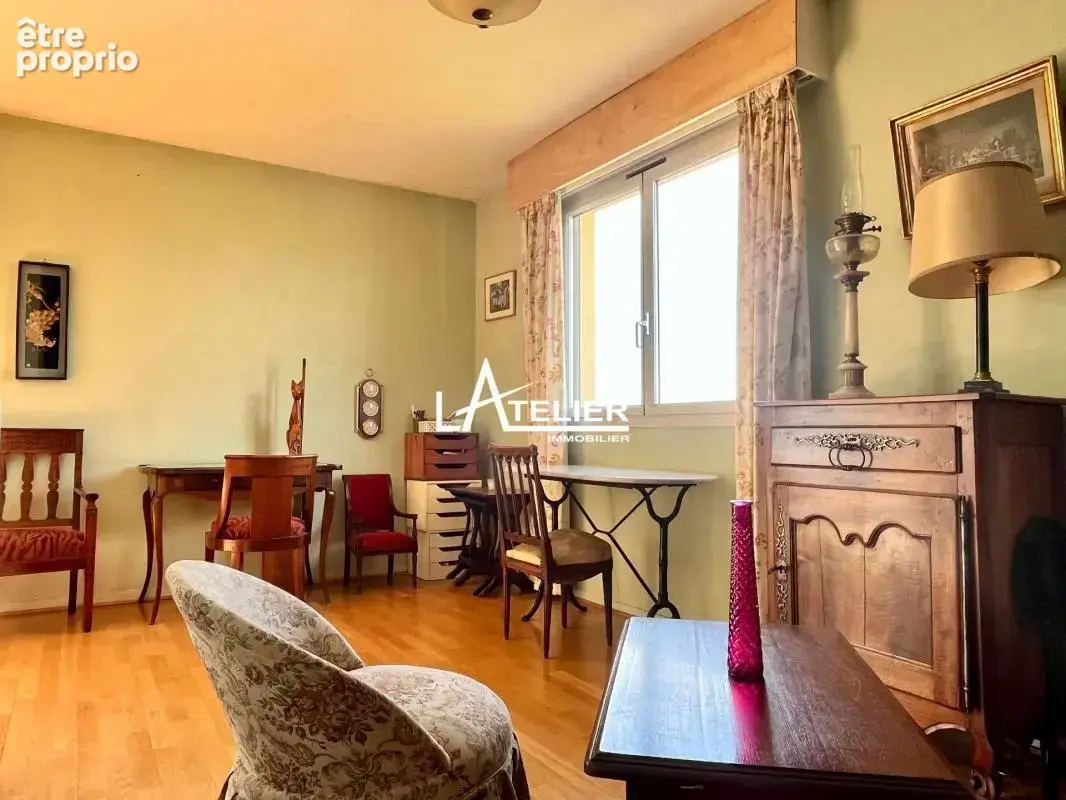T3 81m2 ascenseur, balcon et vue dégagée, 2 parking, cave - photo 17
