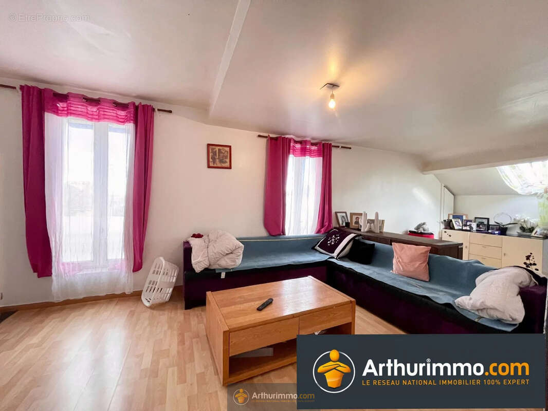 Appartement à COULOMMIERS