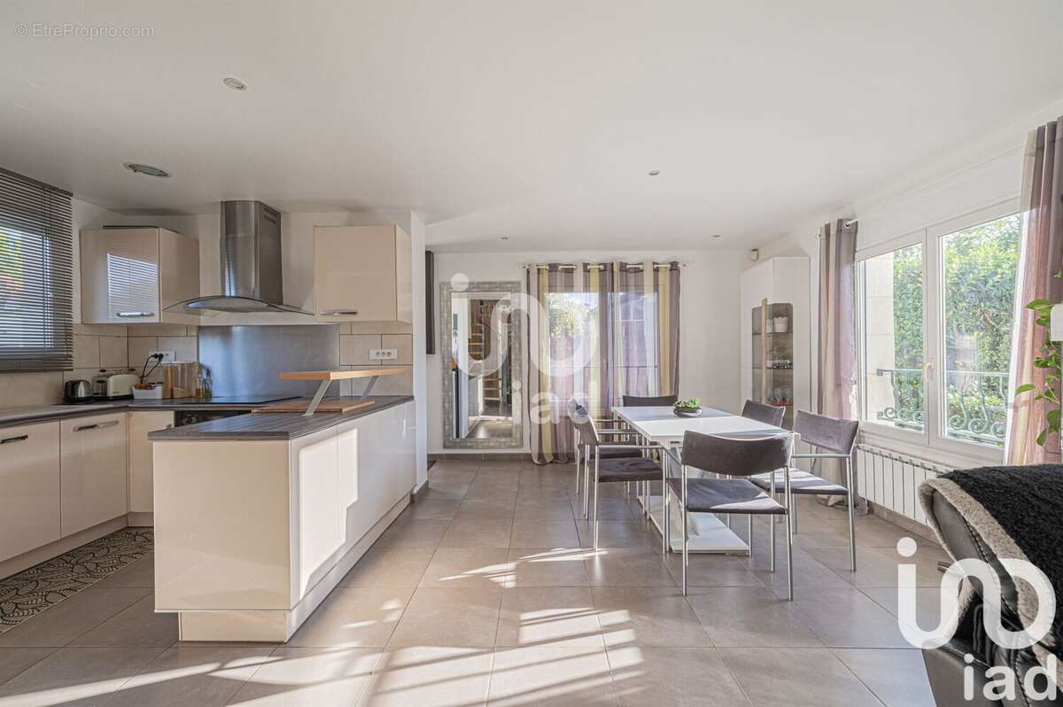 Photo 5 - Maison à BONDY