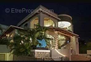 Commerce à MONTHARVILLE