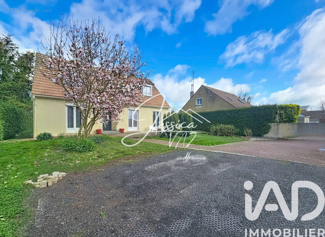 Photo 1 - Maison à LAGNY-LE-SEC