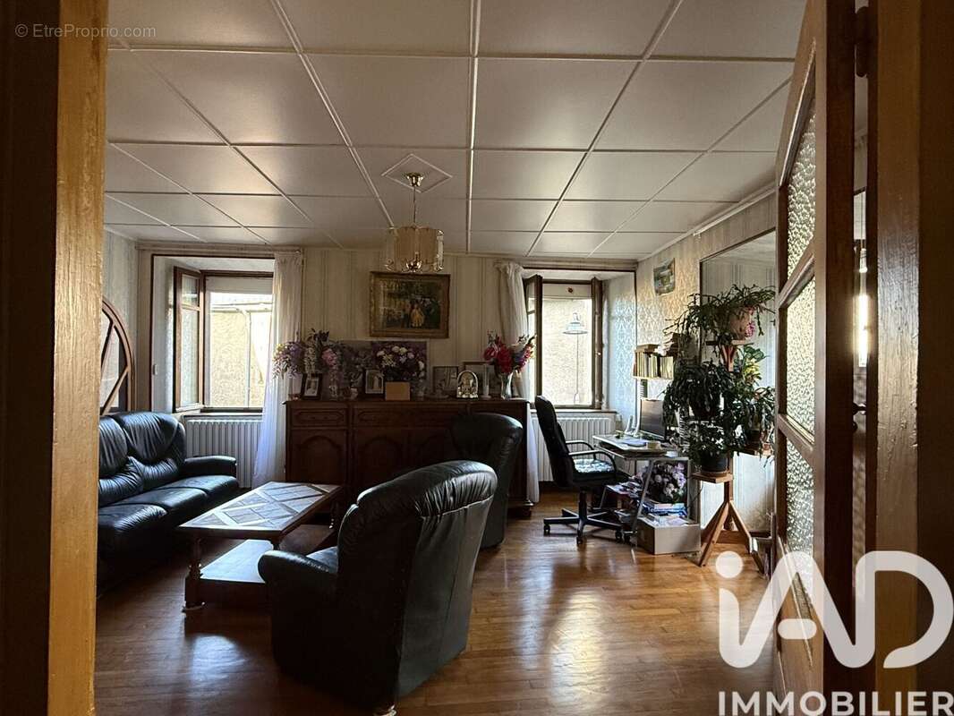 Maison 128 m² à Curieres  - photo 5