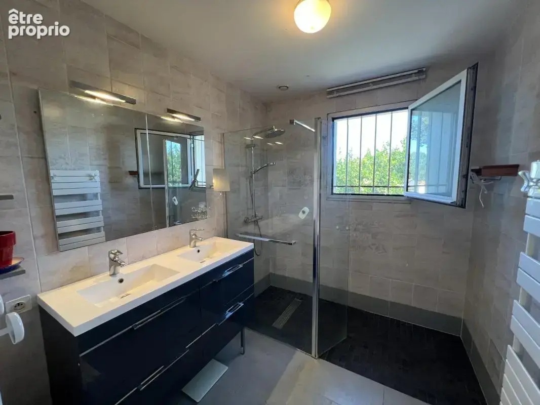 Avrillé - belle maison familiale avec piscine et dépendance - photo 7