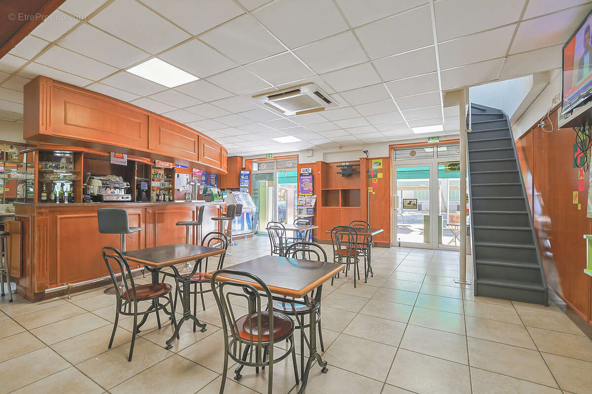 Commerce à LA SEYNE-SUR-MER