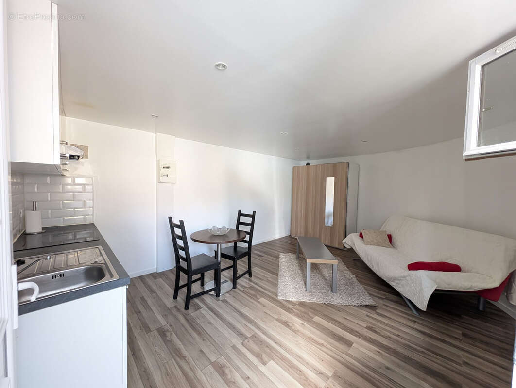 Maison à CORBEIL-ESSONNES