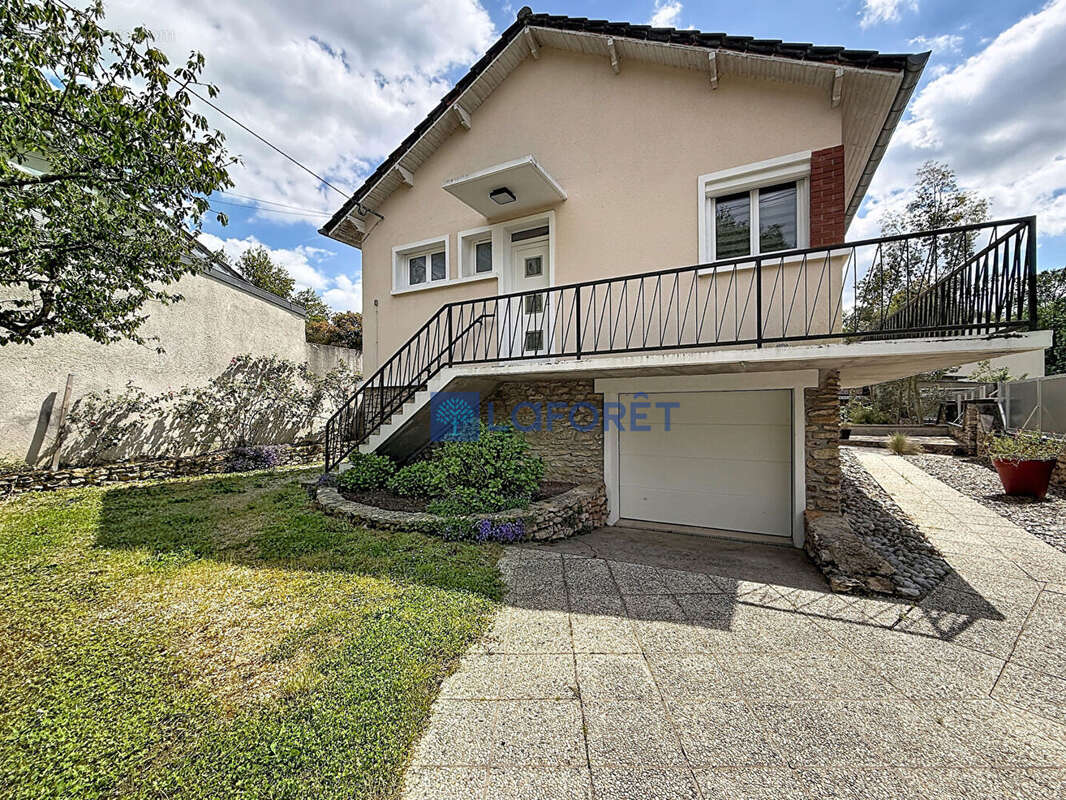 Maison à CESSON