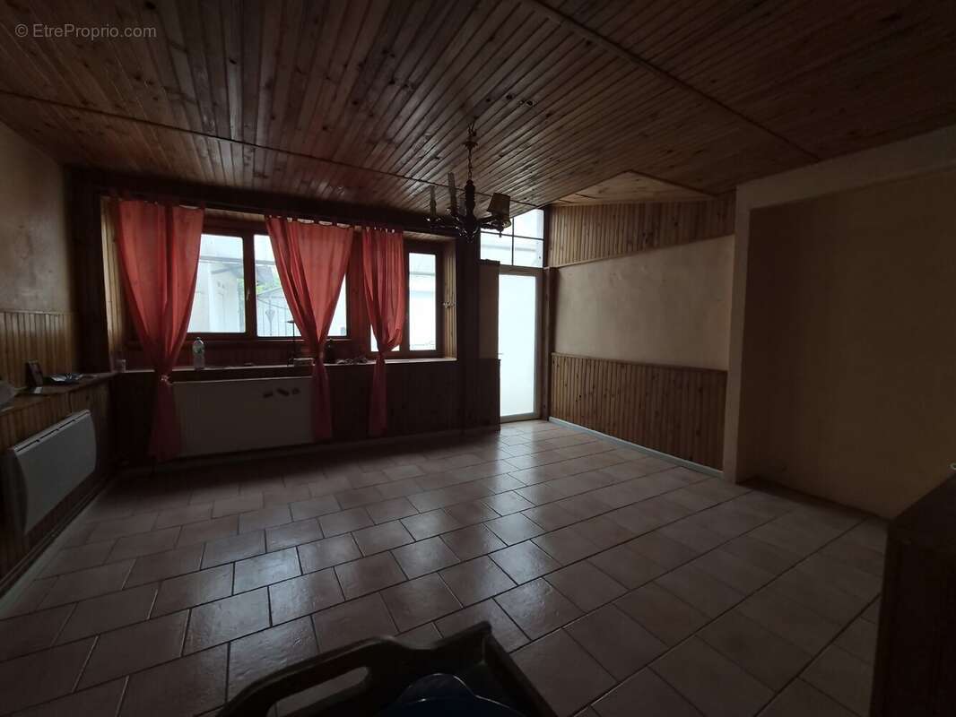 Maison à CHATEAU-SALINS