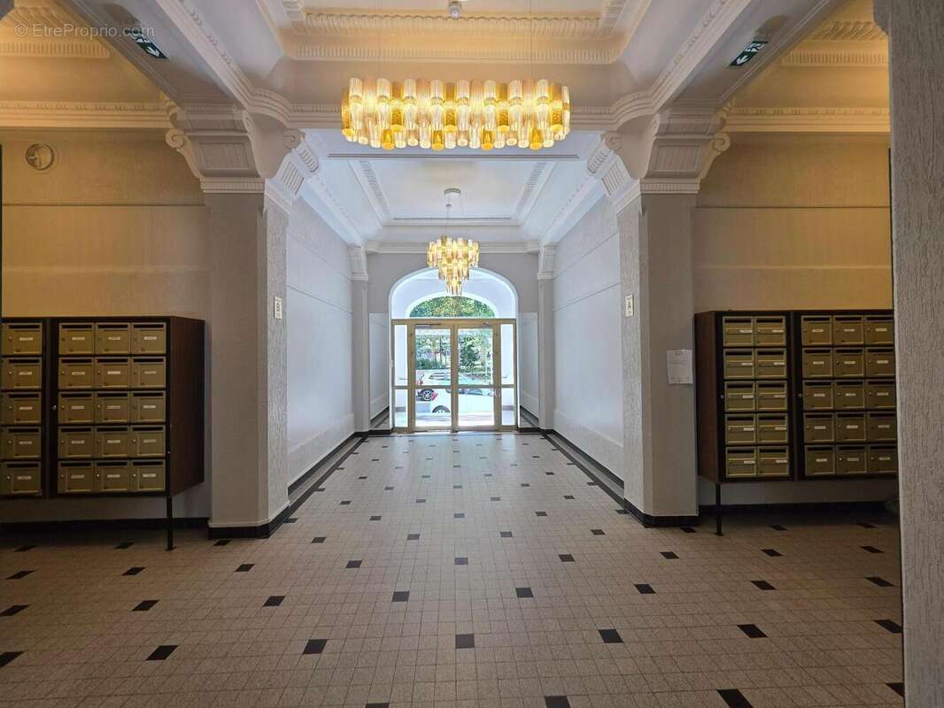   - Appartement à VICHY