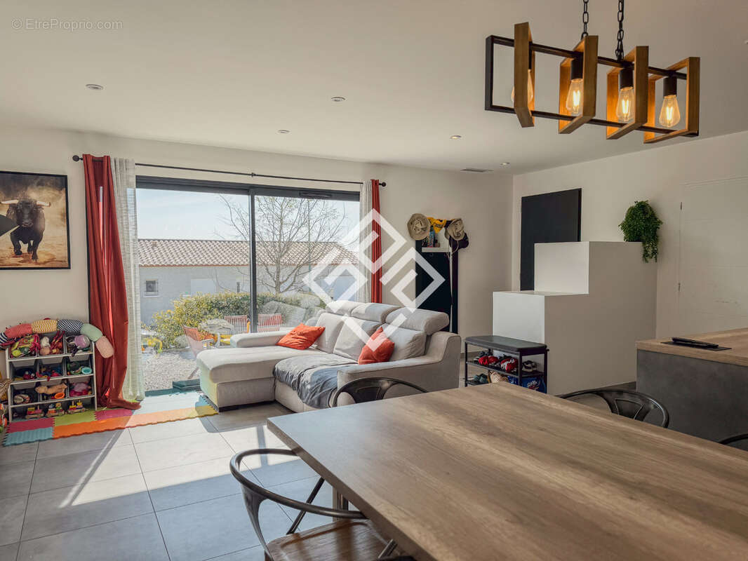 Maison à BIZE-MINERVOIS