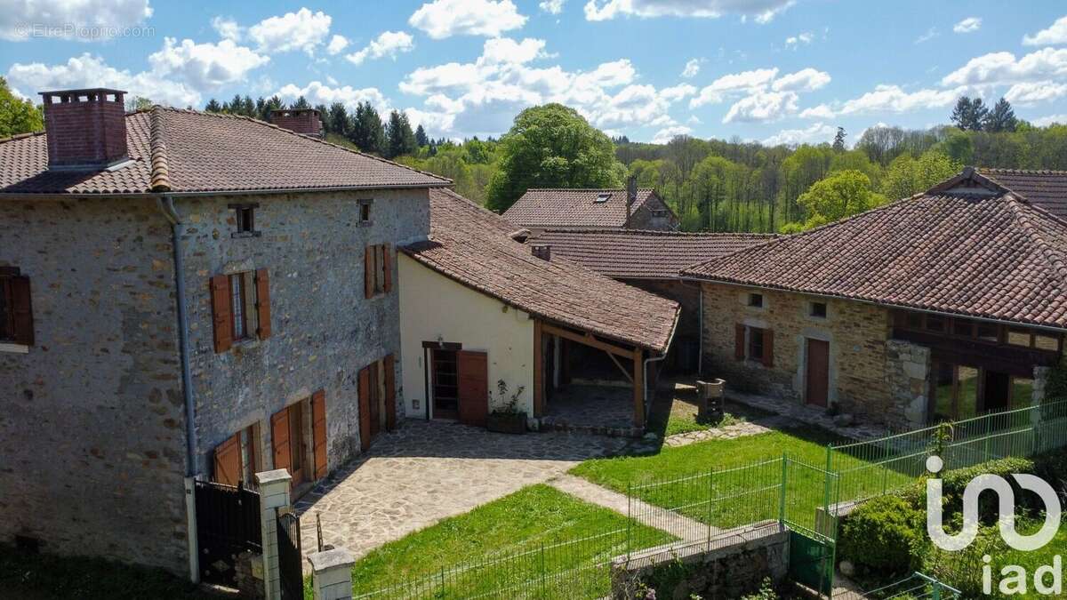 Photo 2 - Maison à CUSSAC