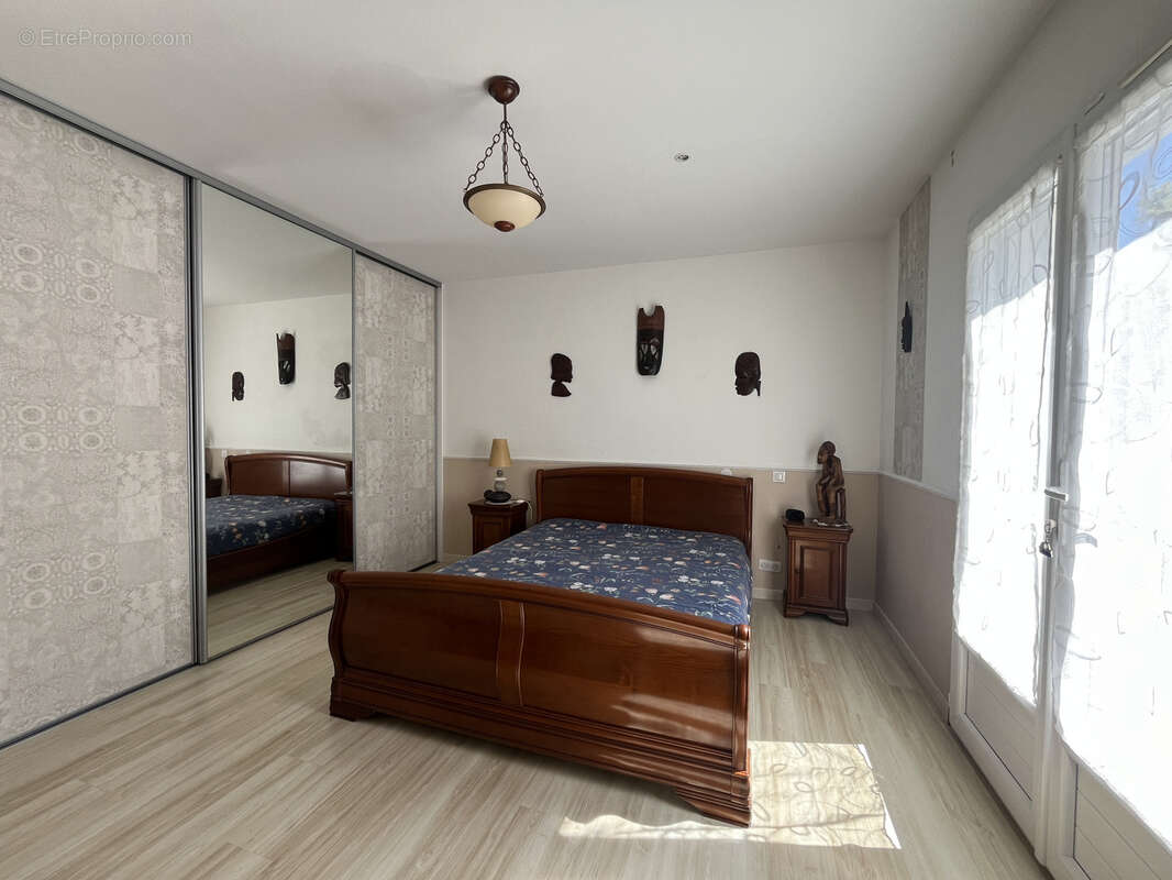 Maison à CORME-ECLUSE