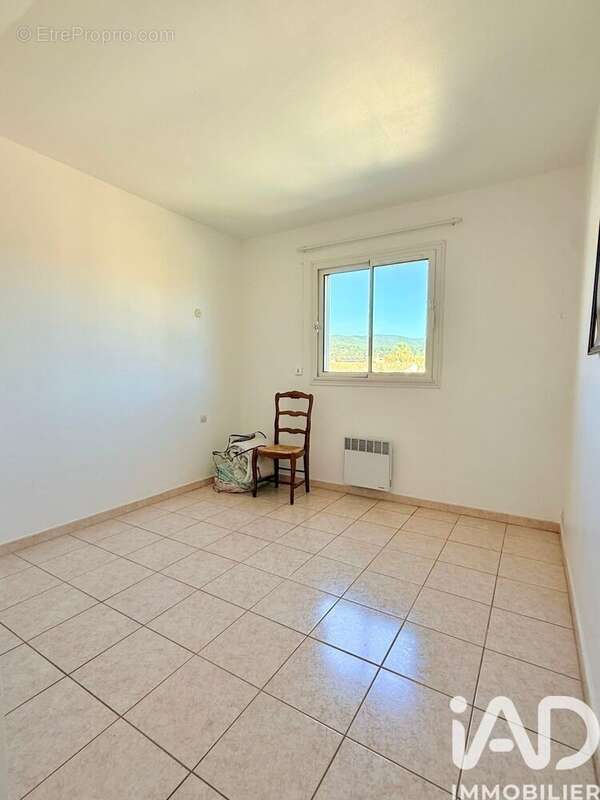 Photo 9 - Maison à CUERS