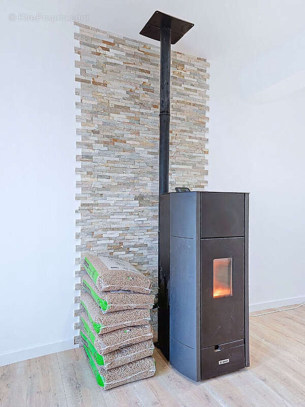 Maison à FRANQUEVILLE-SAINT-PIERRE