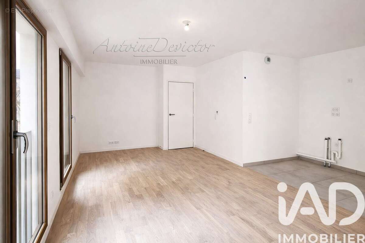 Photo 3 - Appartement à PARIS-12E