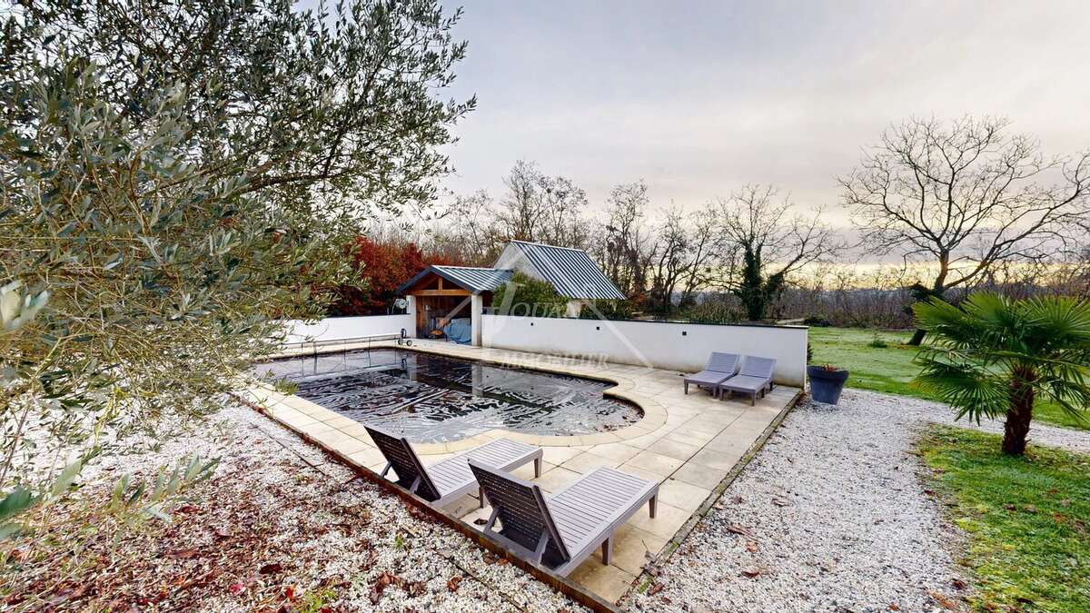 Maison à DOMPIERRE-SUR-BESBRE