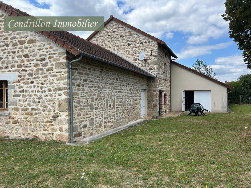 Maison à MONTBOUCHER