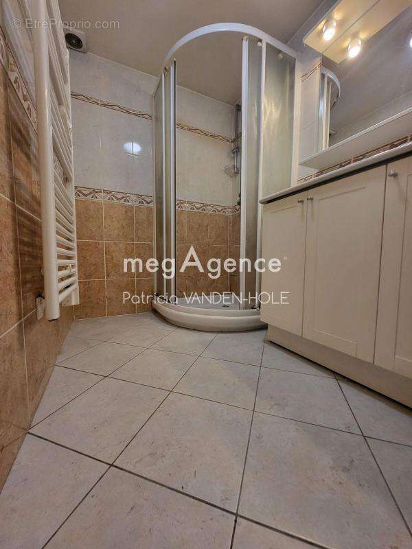 Maison dans un domaine résidentiel sécurisé avec piscines, golf et spa a 1h de Paris - photo 6