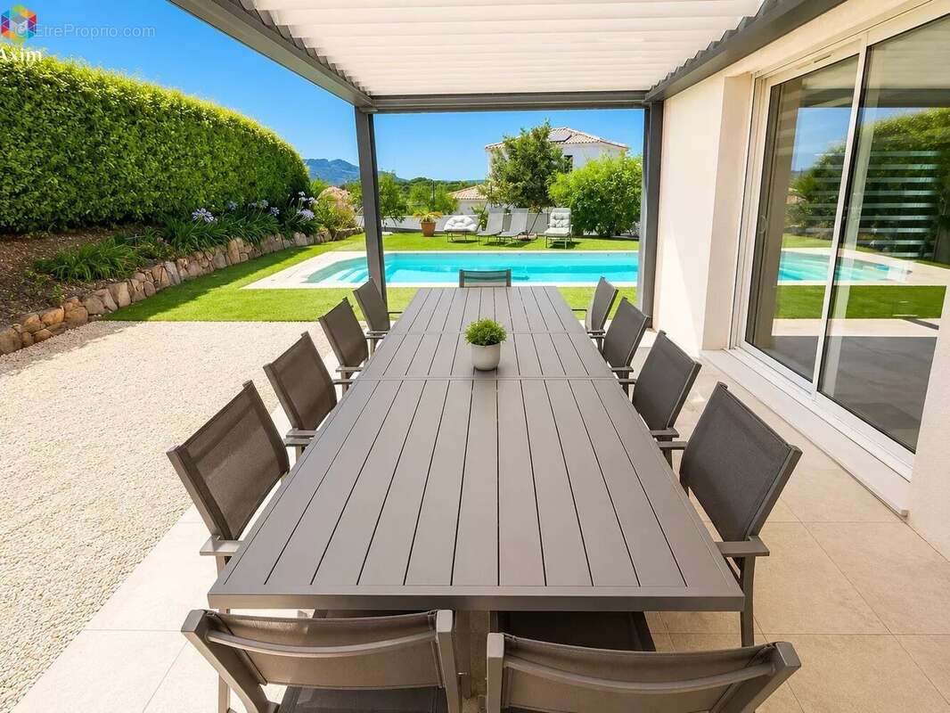 Maison à PUGET-SUR-ARGENS