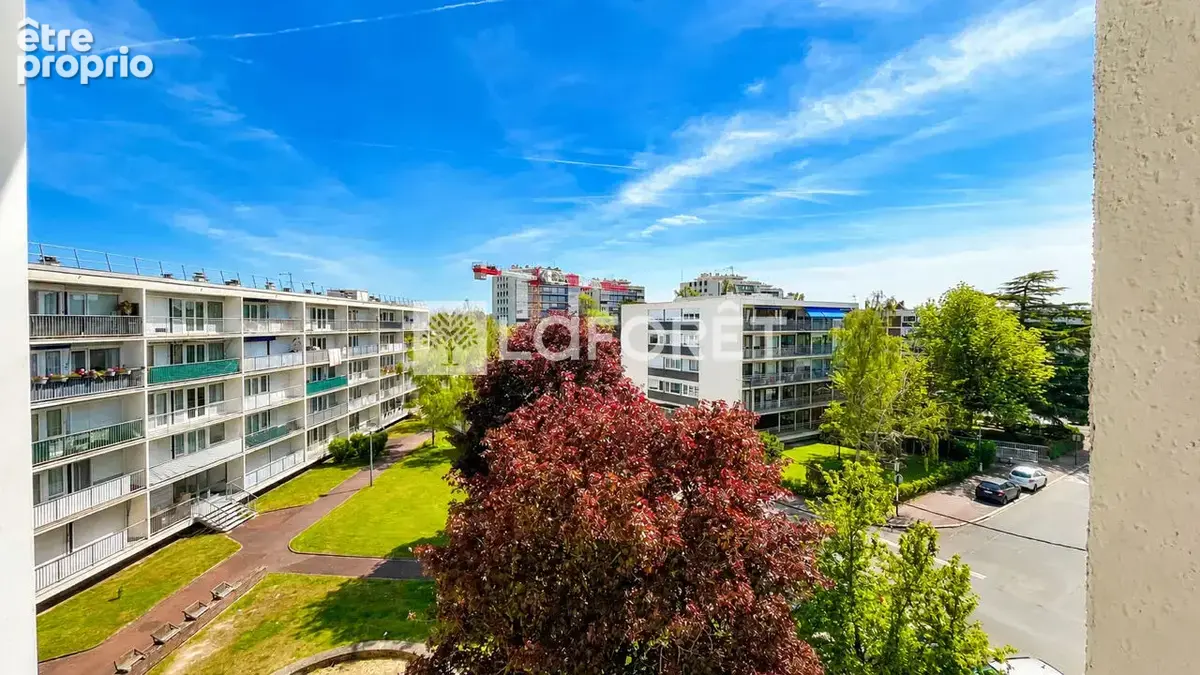 Appartement Velizy Villacoublay 3 pièce(s) 69 m2 - photo 2