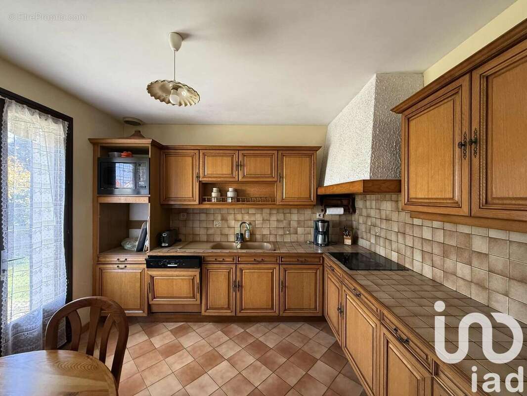 Photo 6 - Maison à YZEURE