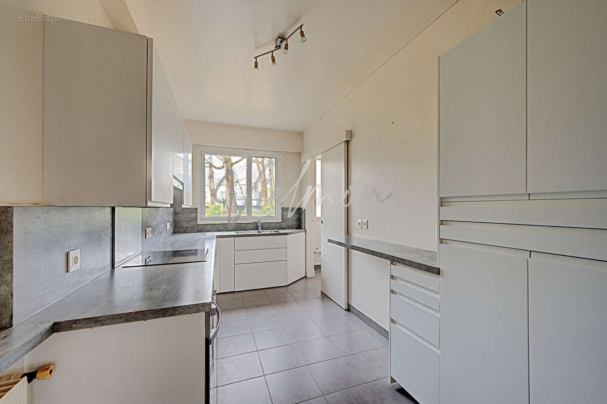 Appartement à MAISONS-LAFFITTE