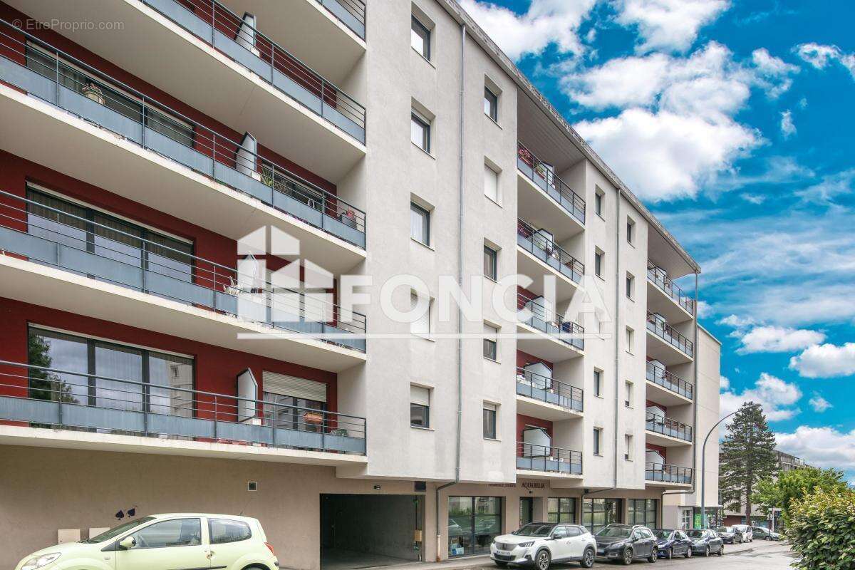 Appartement à VOIRON