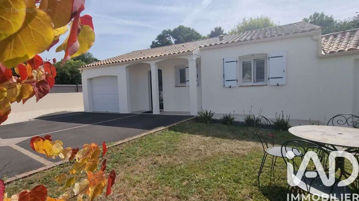 Photo 3 - Maison à CHALLANS
