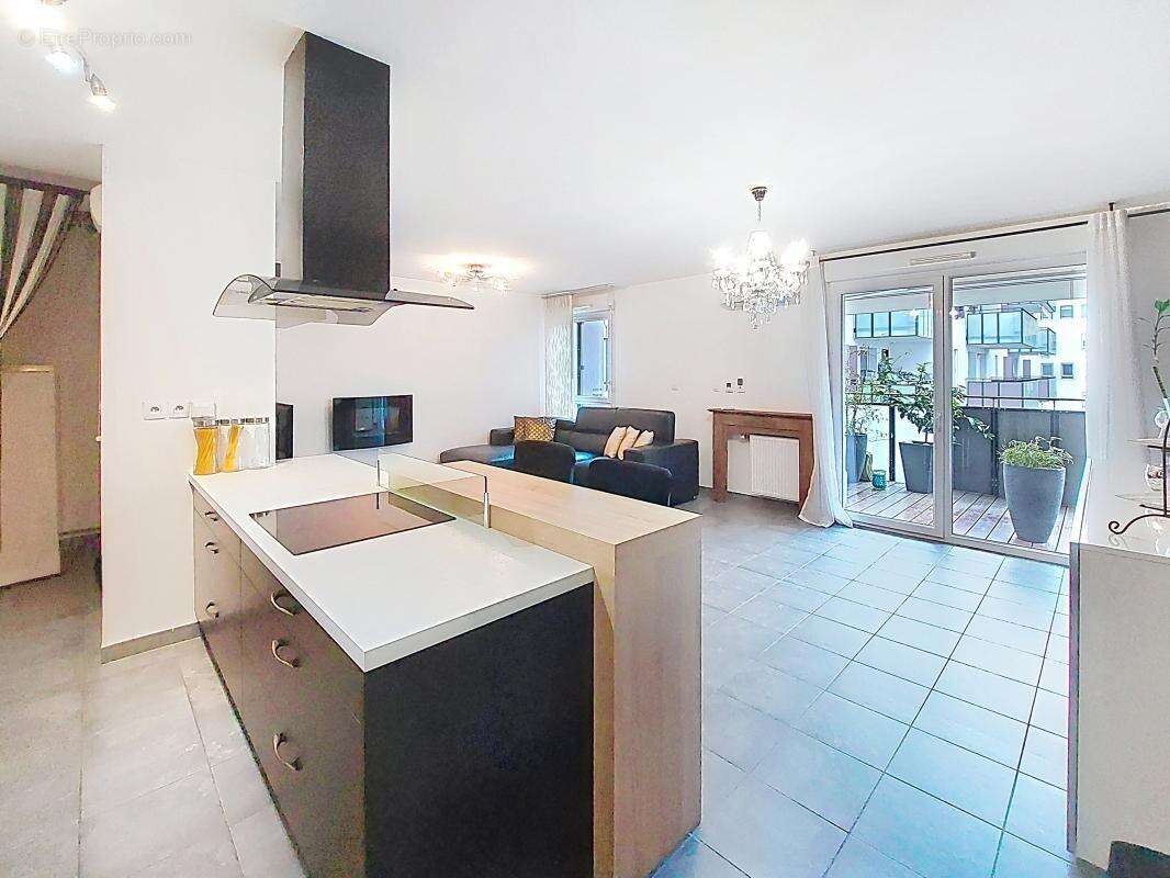 Appartement à SAINT-FONS