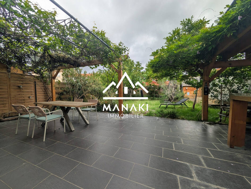Jardin arrière - Maison à LE SOLER
