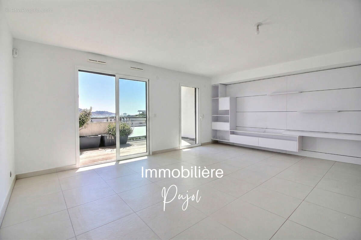 Appartement à MARSEILLE-8E