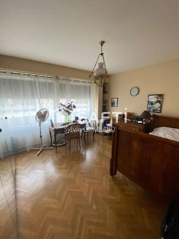 Photo 7 - Appartement à MARSEILLE-8E