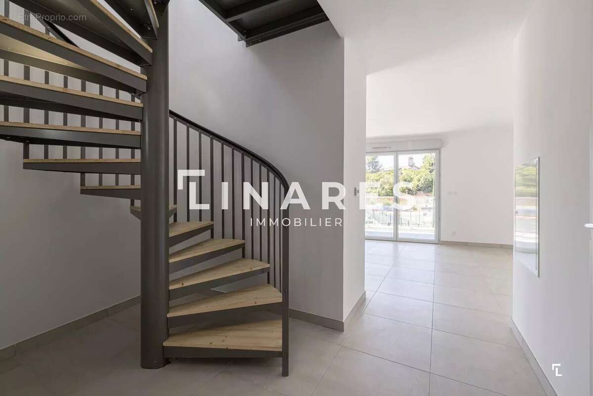 Appartement à MARSEILLE-11E