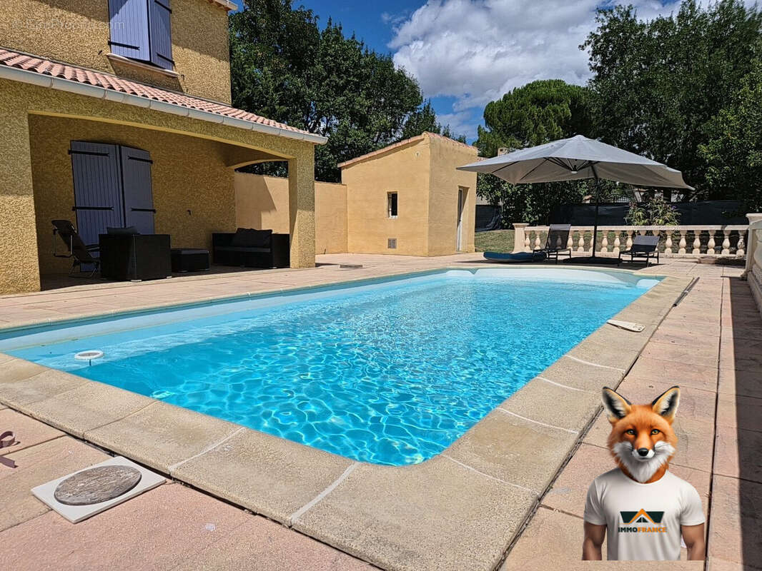 Maison à SAINT-HILAIRE-DE-BRETHMAS