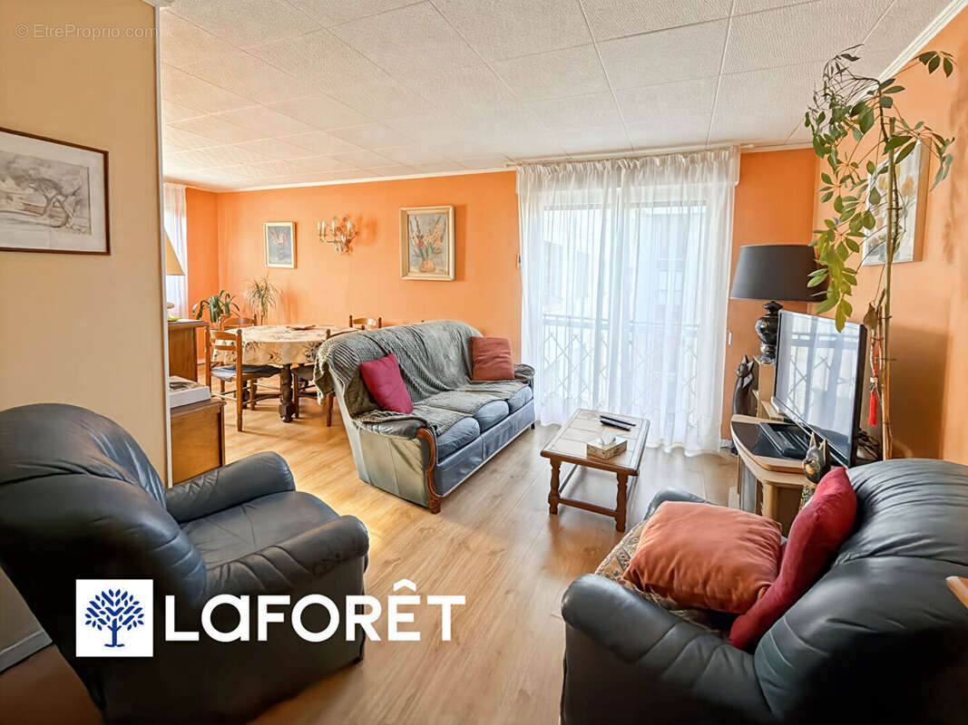 Appartement 5 pièces à vendre à Grigny - Réf. 15987 - photo 2