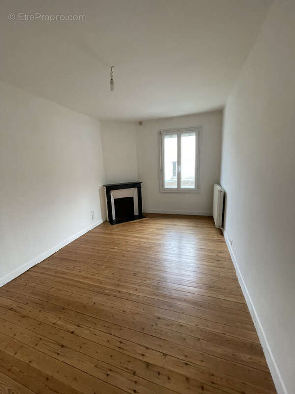 Appartement à FRENEUSE