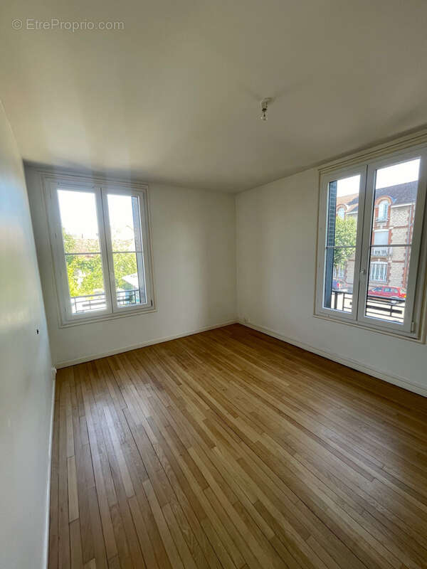 Appartement à SAINTE-SAVINE