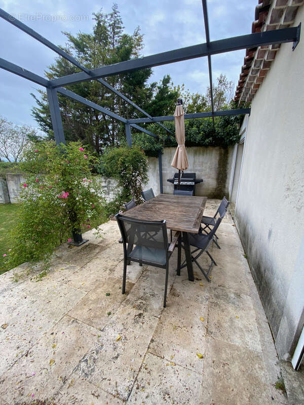 Maison à BEDARRIDES