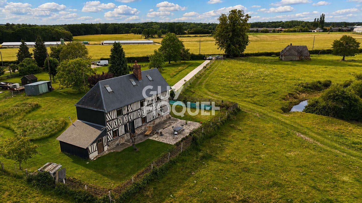Maison à BERNAY