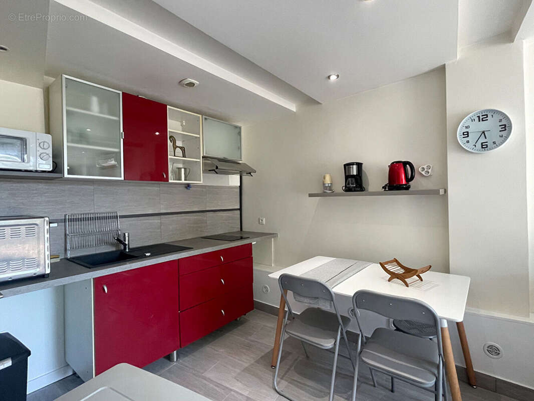 Appartement à MANDELIEU-LA-NAPOULE