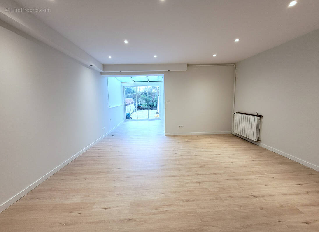 Maison à CASTELSARRASIN