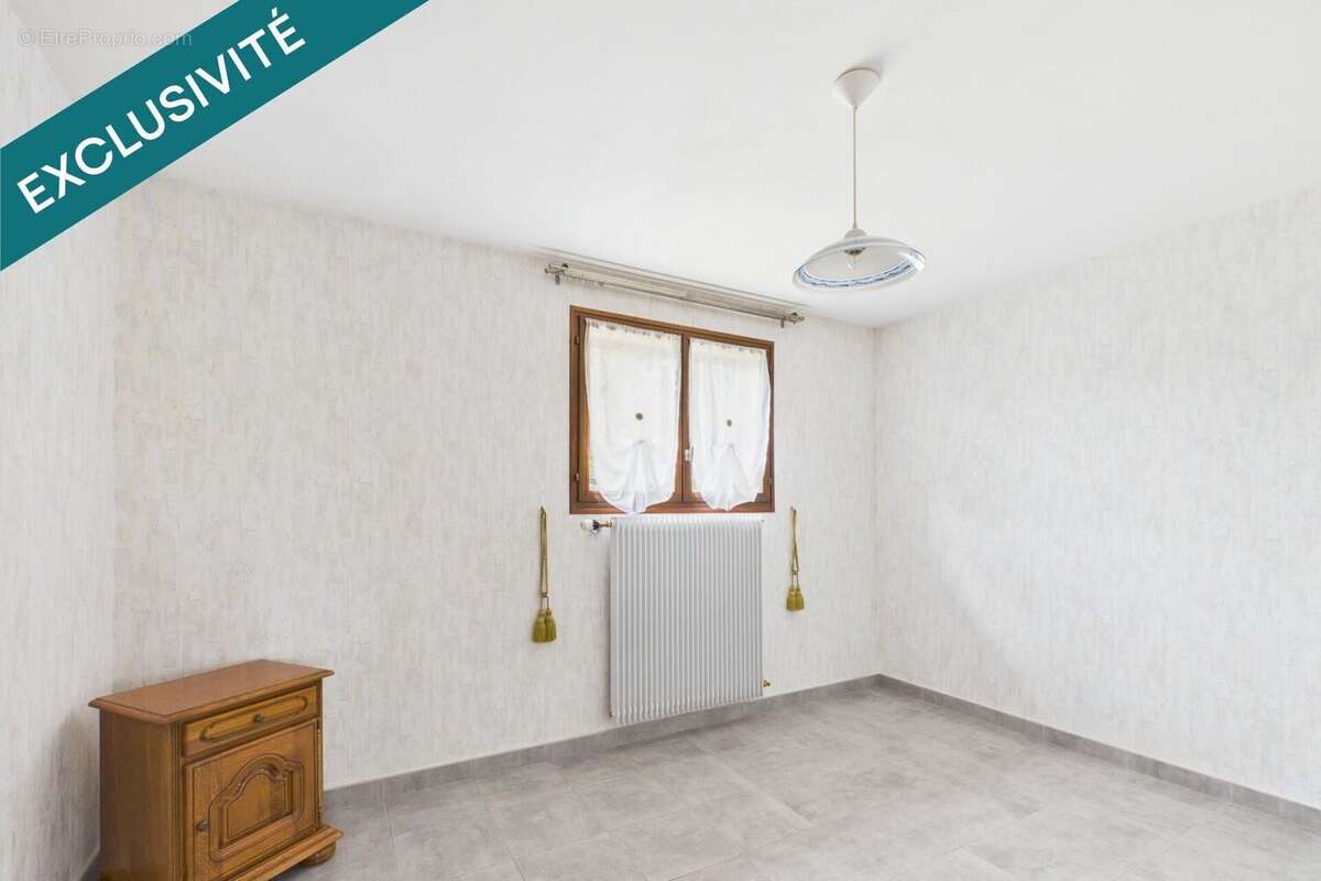 Maison 142 m² à Le Clerjus  - photo 7