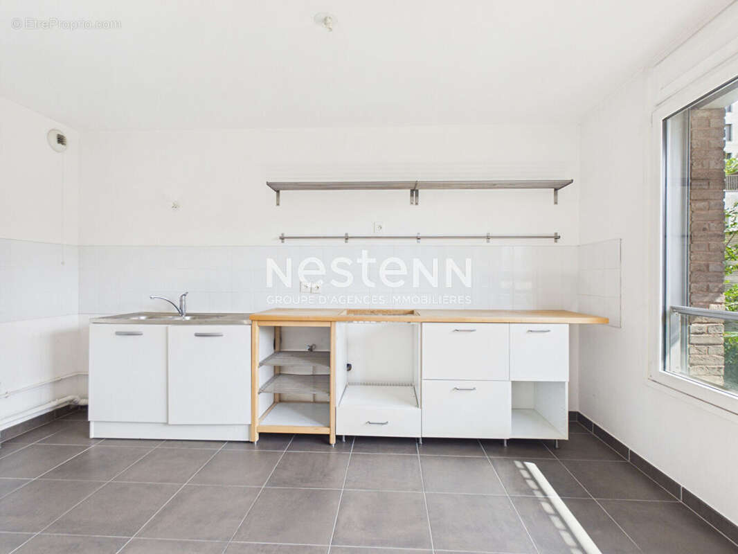 Appartement à PARIS-19E