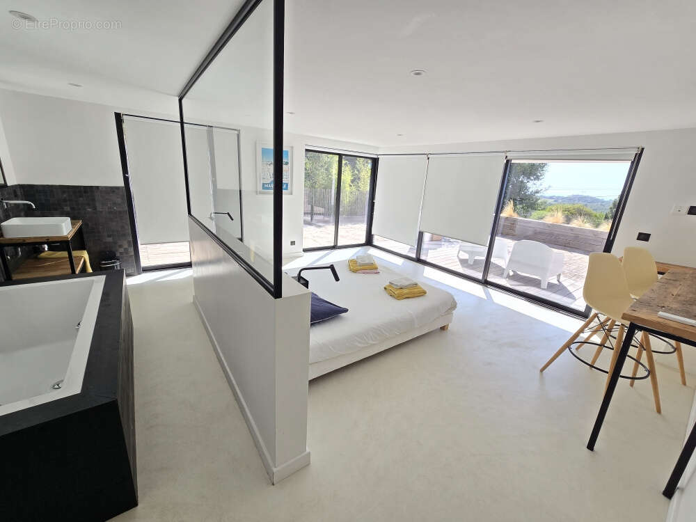 Maison à LA CROIX-VALMER