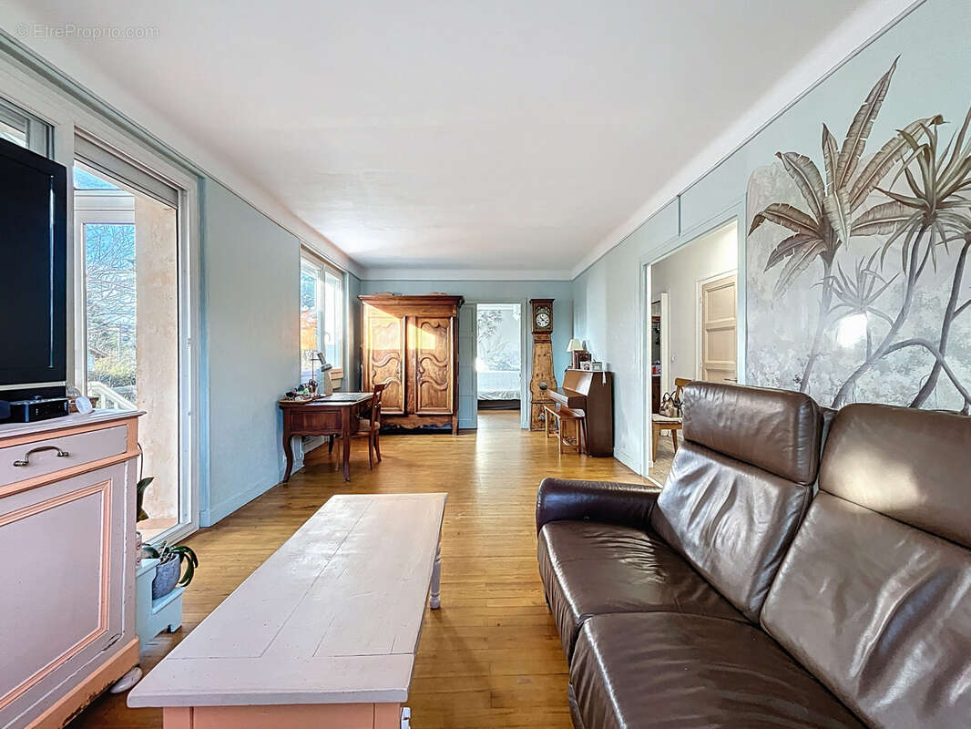 Maison à FRANCHEVILLE