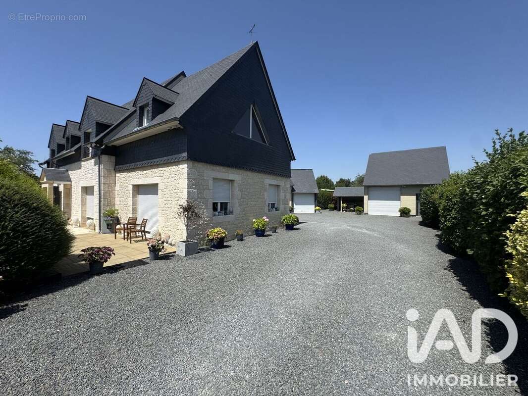 Maison 260 m² à Fiquefleur-Equainville  - photo 7