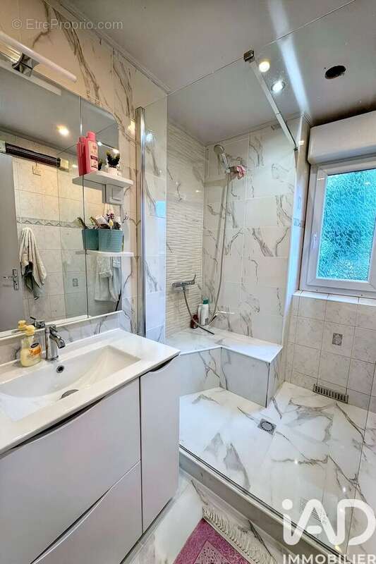 Photo 5 - Appartement à CLICHY-SOUS-BOIS