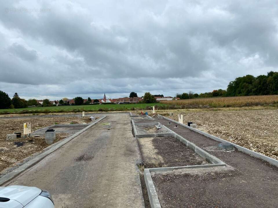 Terrain à NOYELLES-GODAULT