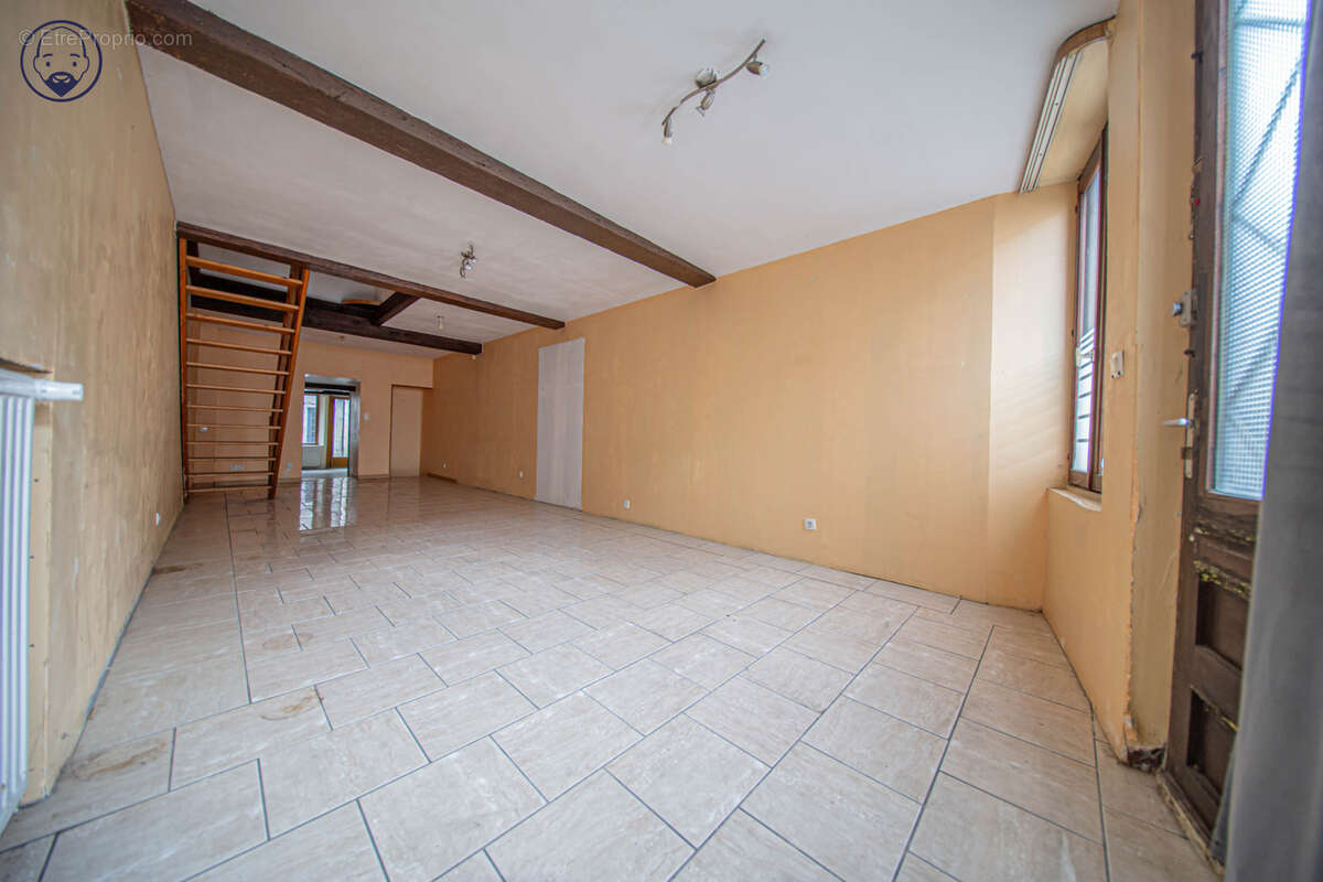 Maison à LIGNY-EN-BARROIS