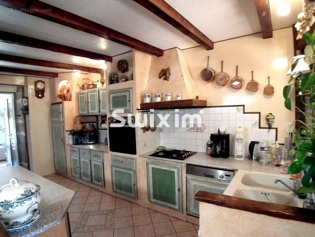 Maison à LONS-LE-SAUNIER