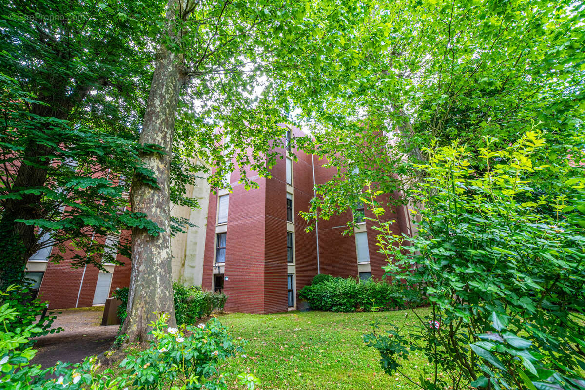 Appartement à VERNEUIL-SUR-SEINE